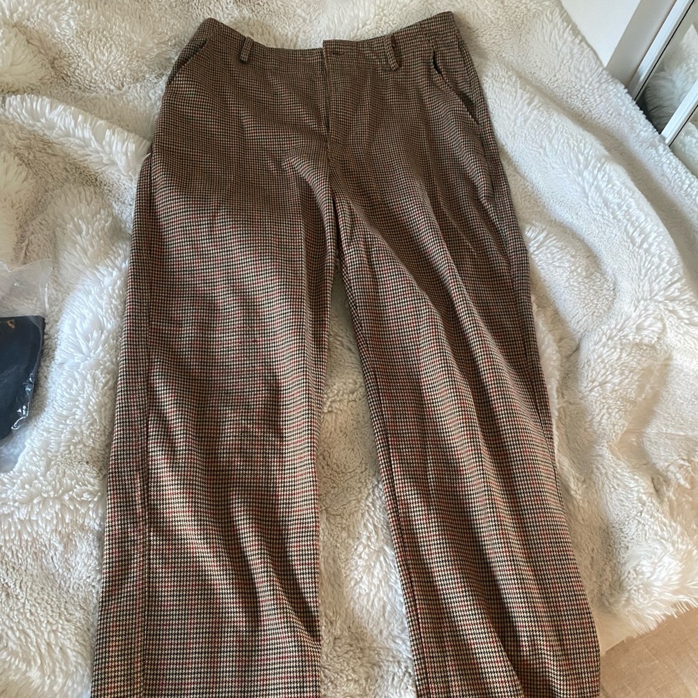 Houndstooth slacks